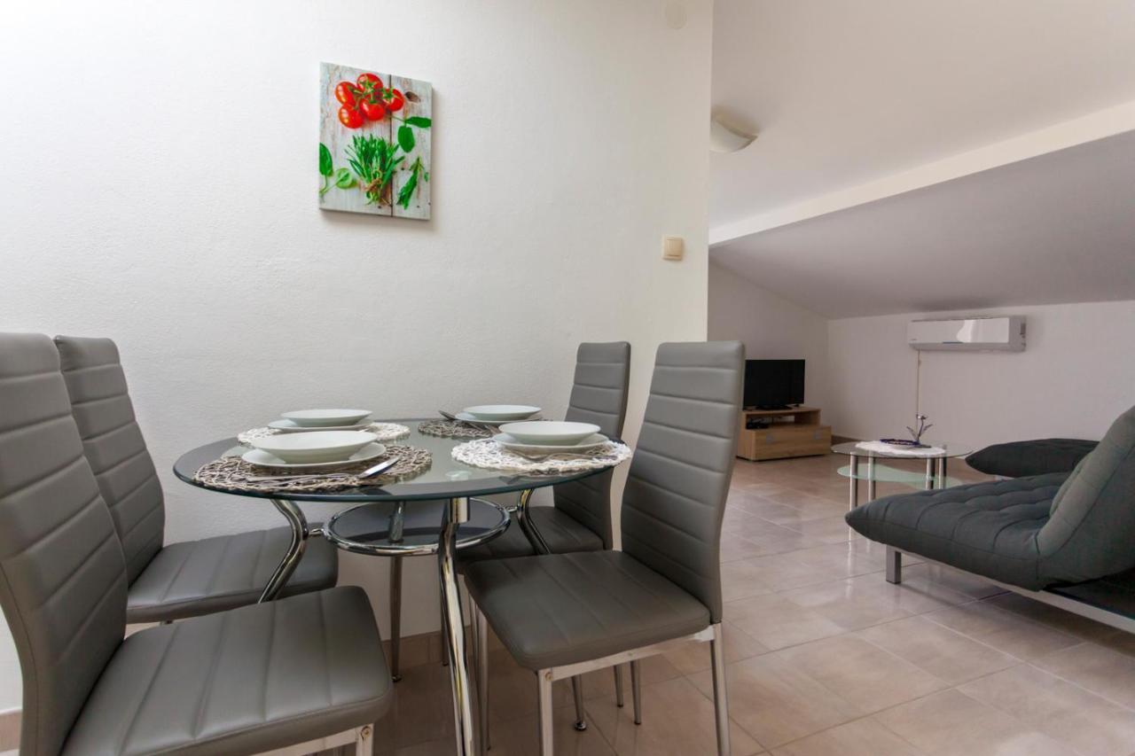 Katarina B Apartment Sveti Vid-Miholjice