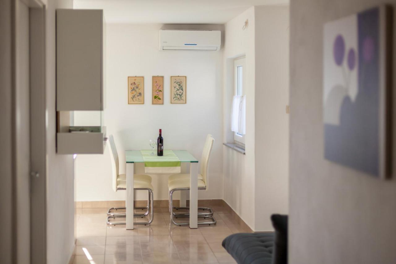 Katarina B Apartment Sveti Vid-Miholjice